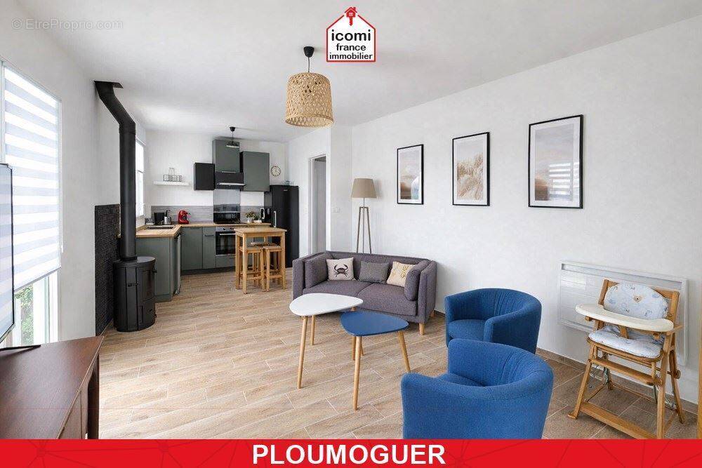 Maison à PLOUMOGUER