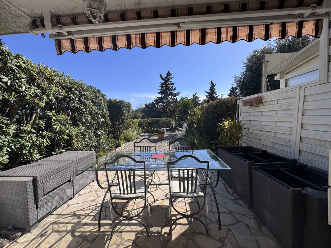 Appartement à SAINT-RAPHAEL