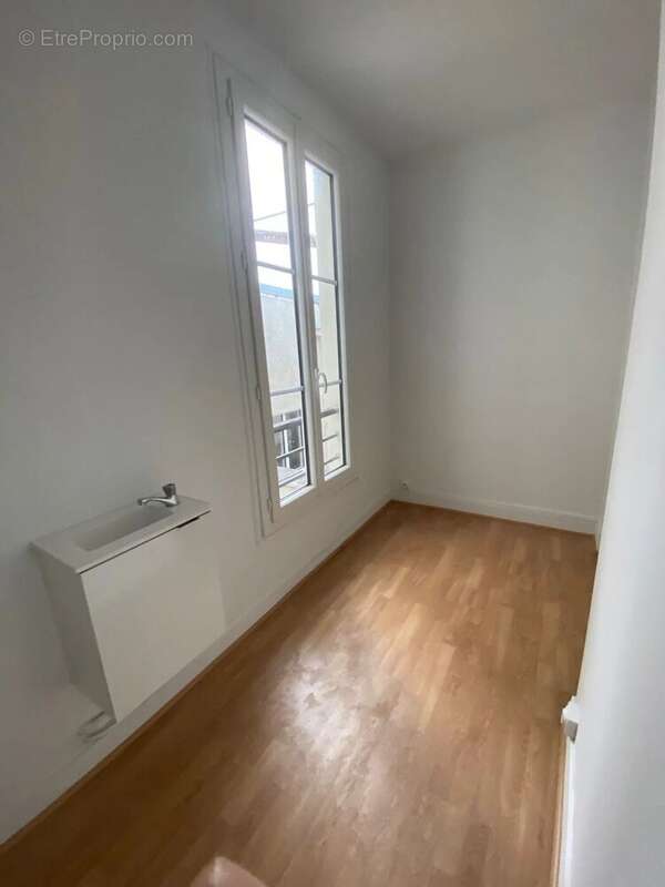Appartement à PARIS-9E