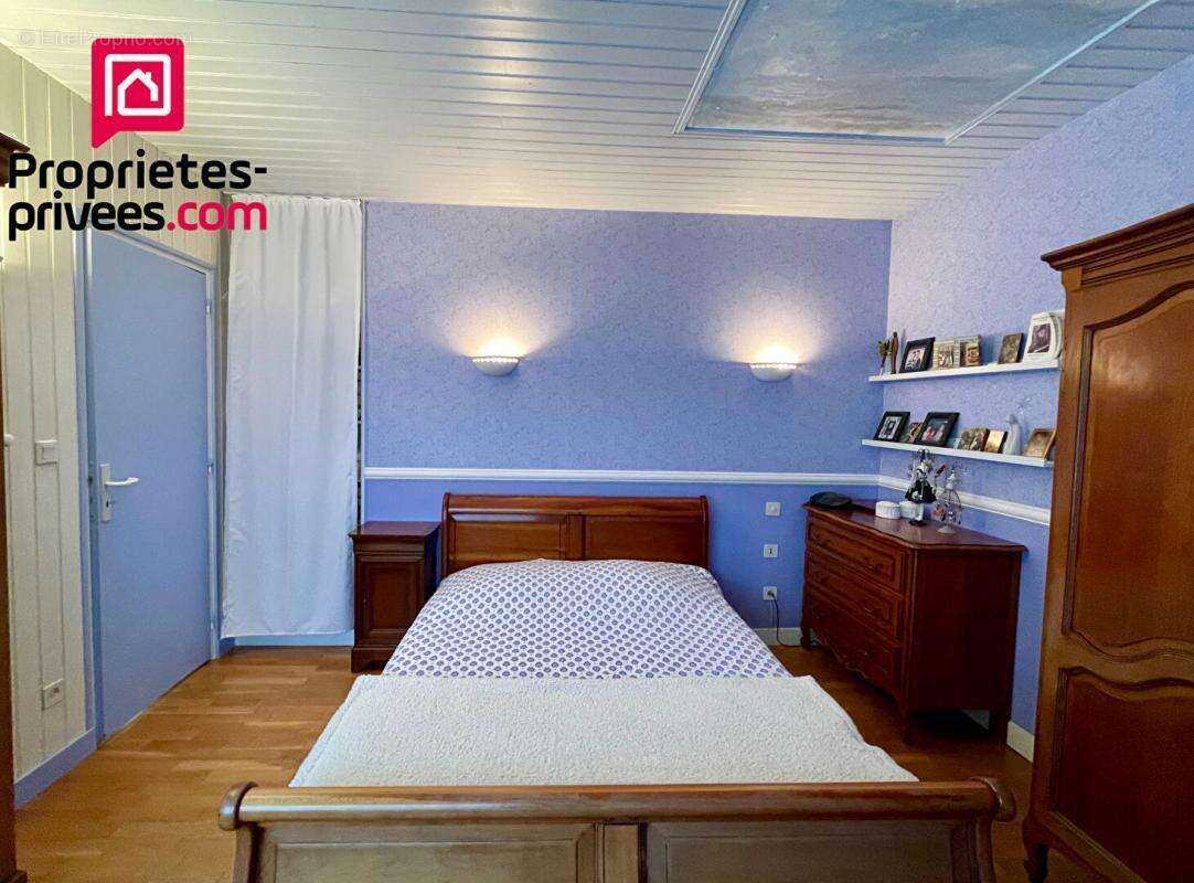 Maison à LA CHAPELLE-CARO