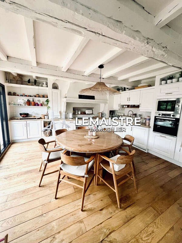 Maison à SAINT-ROMAIN-DE-COLBOSC