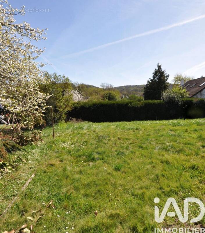 Photo 1 - Terrain à SAINT-CHERON