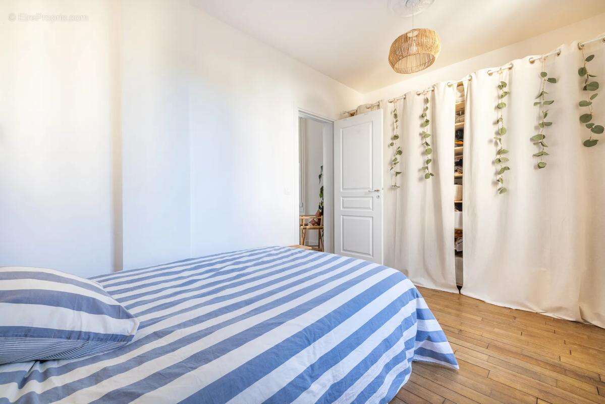 Appartement à VERSAILLES