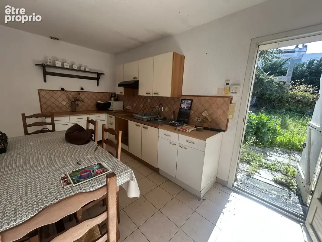 Beaucaire maison plain pied 80m2 a rafraichir avec dependances sur parcelle 832m2 - photo 5