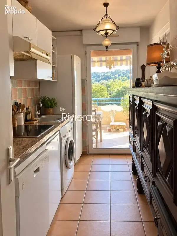 Cavalaire - 3 pieces - terrasse - garage et parking. - photo 5