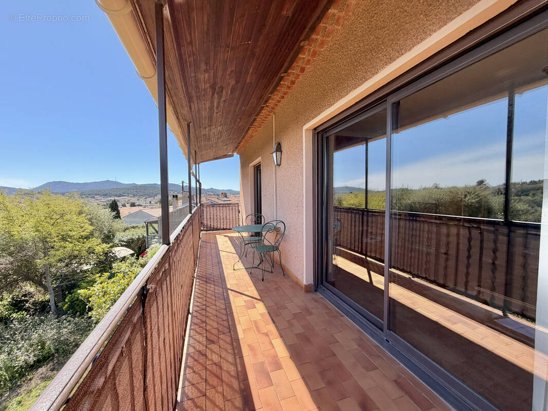 Maison à SIX-FOURS-LES-PLAGES