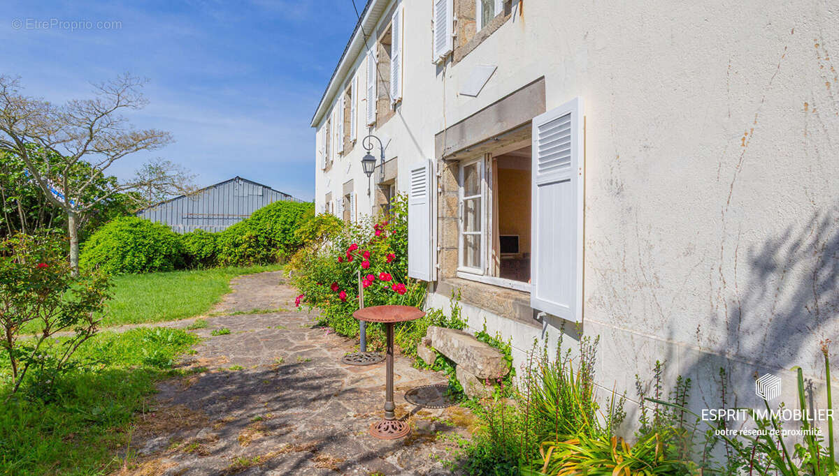 Maison à CLOHARS-CARNOET