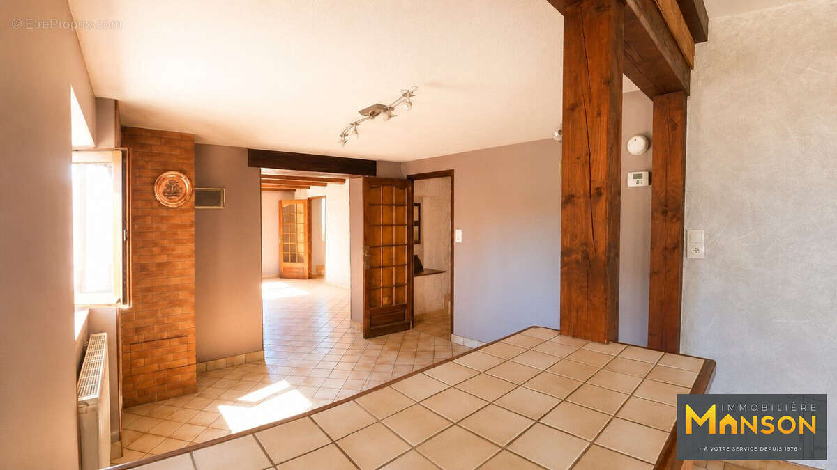 Maison 206 m² à Courbesseaux  - photo 5