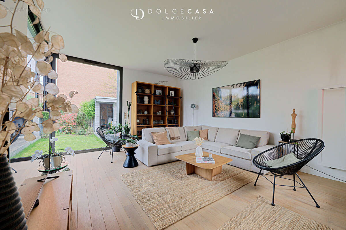 Maison à LE PERREUX-SUR-MARNE