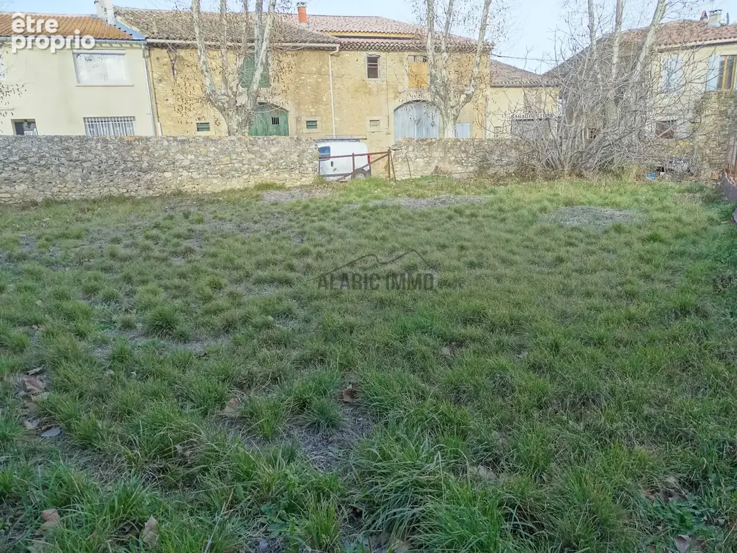 Terrain à FABREZAN