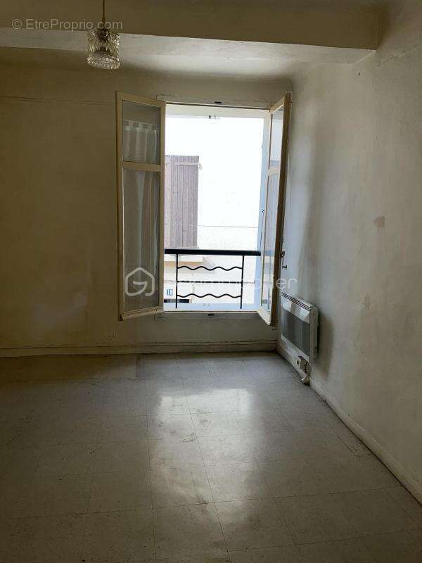 Maison à SAINTE-TULLE