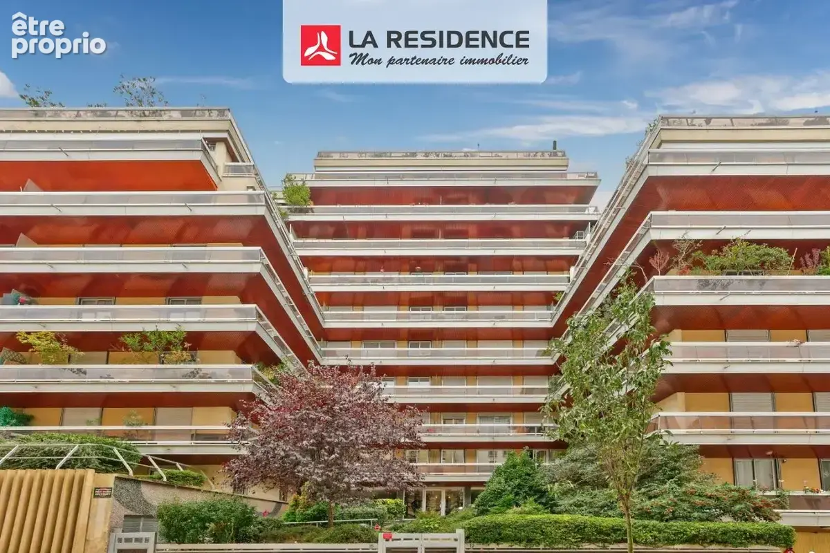Appartement 75 m² à Paris-18e  - photo 4