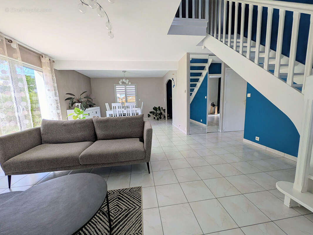 Maison à LA CHAPELLE-SUR-ERDRE