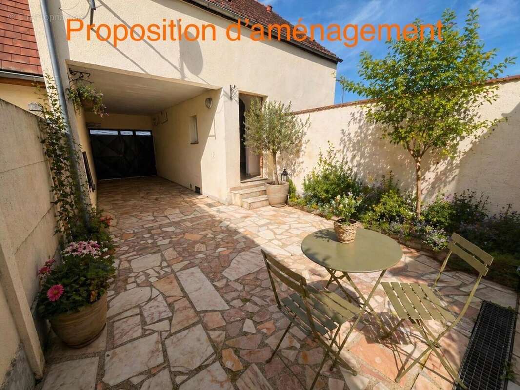 Photo 2 - Maison à LACROIX-SAINT-OUEN