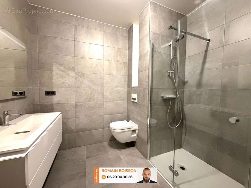 Appartement à PARIS-14E