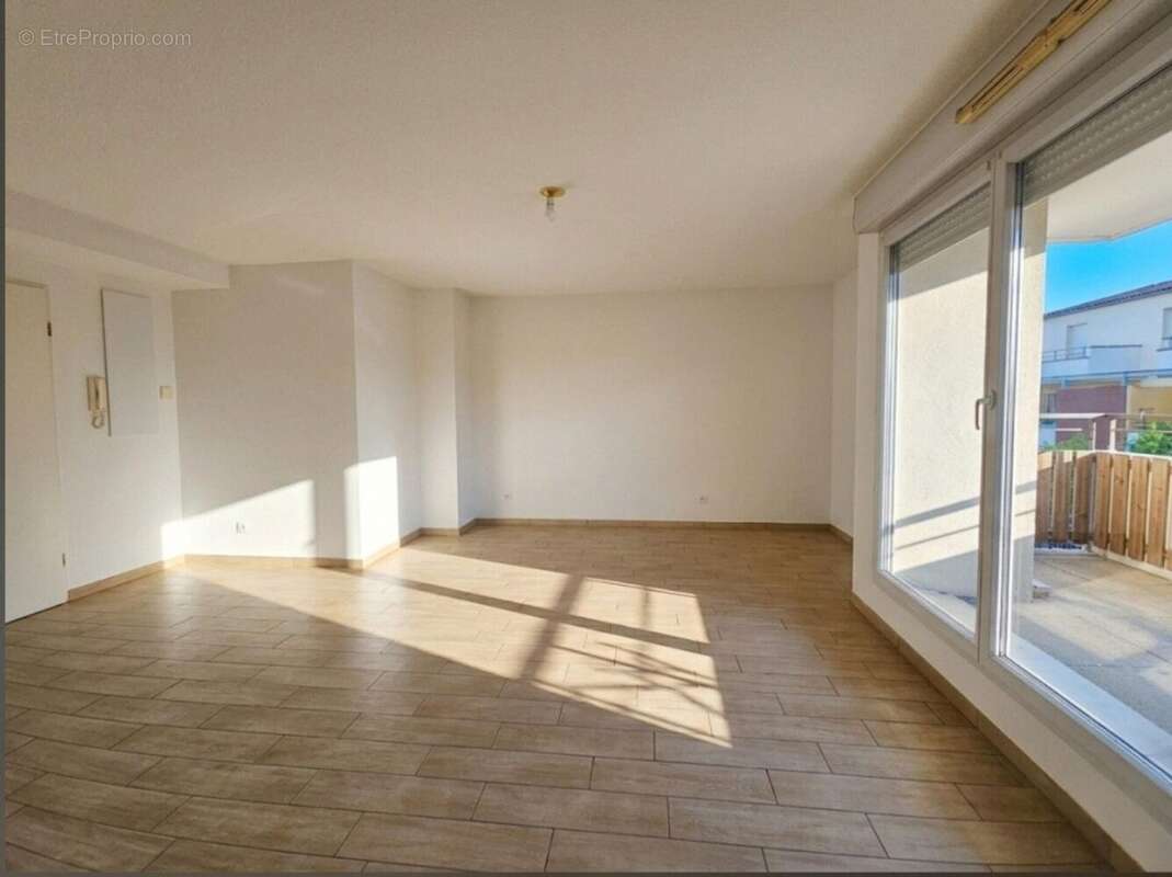 Appartement 59 m² à Launaguet  - photo 3