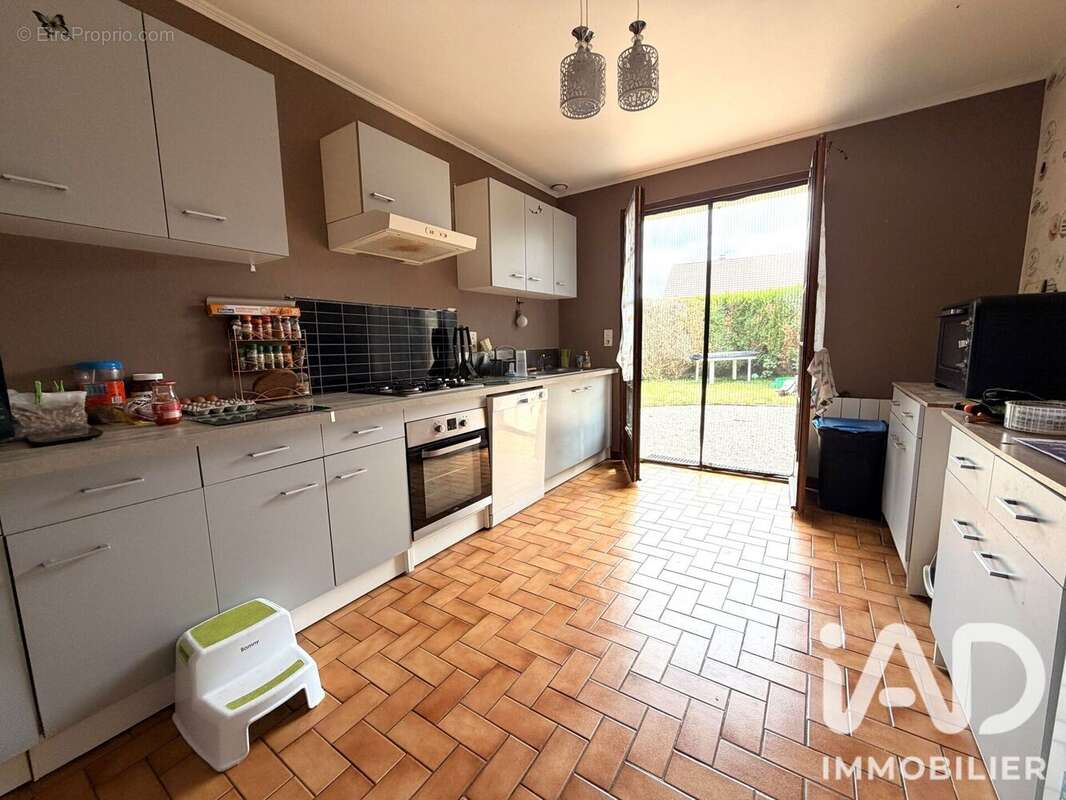 Maison 138 m² à Torcenay  - photo 3