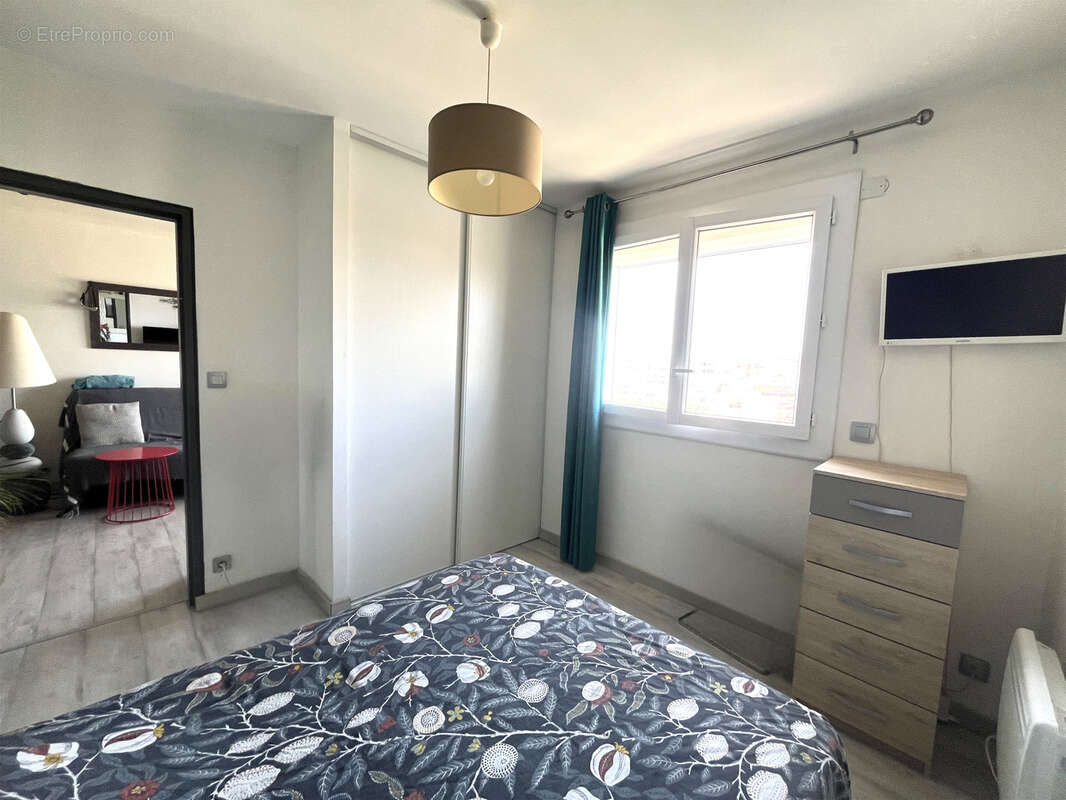 Appartement à MAUGUIO