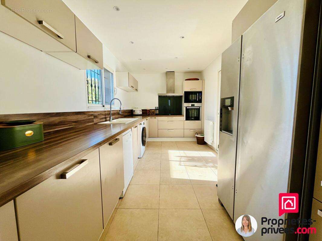 Maison à PUGET-SUR-ARGENS