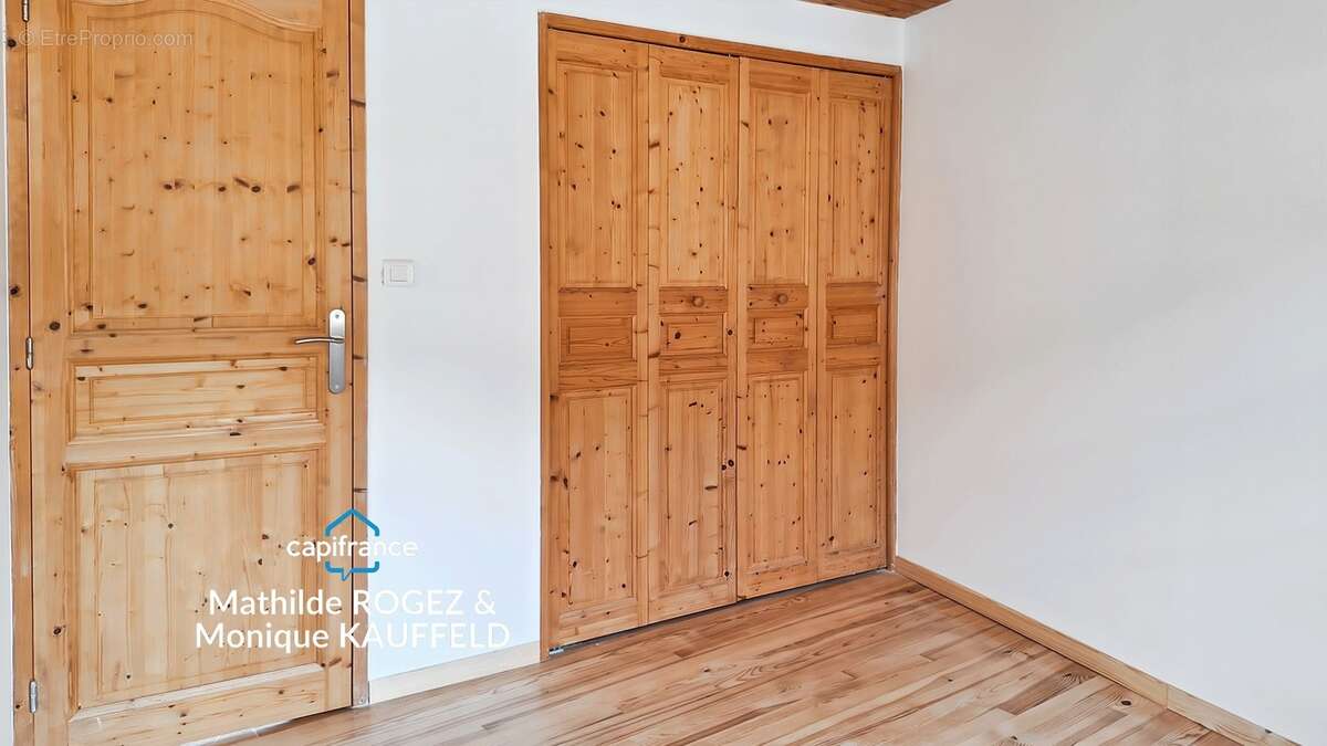 Maison rénovée avec terrasse et jardin - résidence principale, secondaire ou investisseurs ! - photo 12
