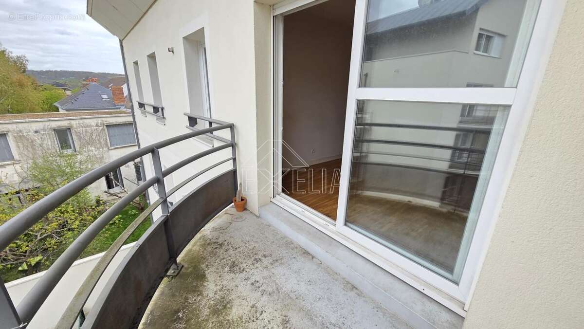 Appartement de type f3 en centre ville de mantes la jolie avec place de parking et balcon - photo 13