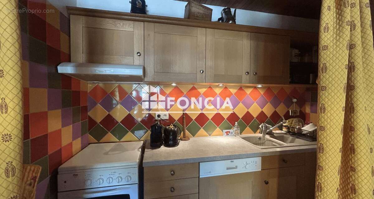 À vendre – T2 avec balcon, cave et parking – Ancelle - photo 4