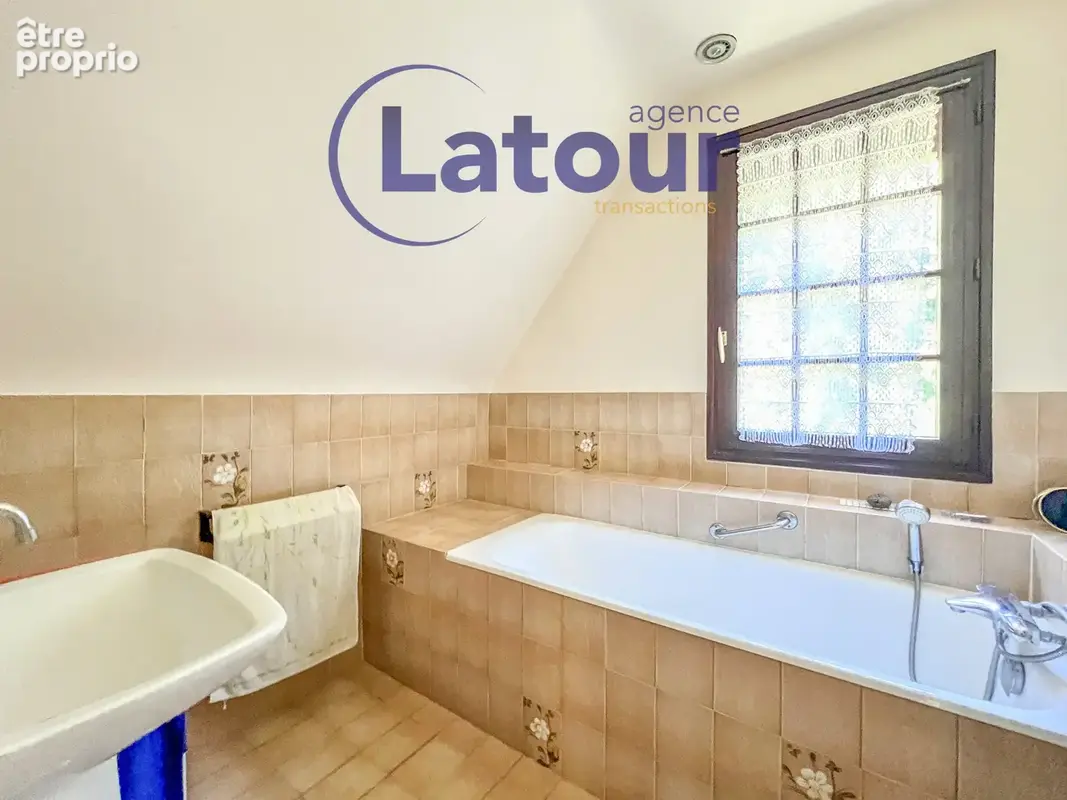 Proche bu et n12, maison  sur sous-sol dans cadre agreable - photo 9