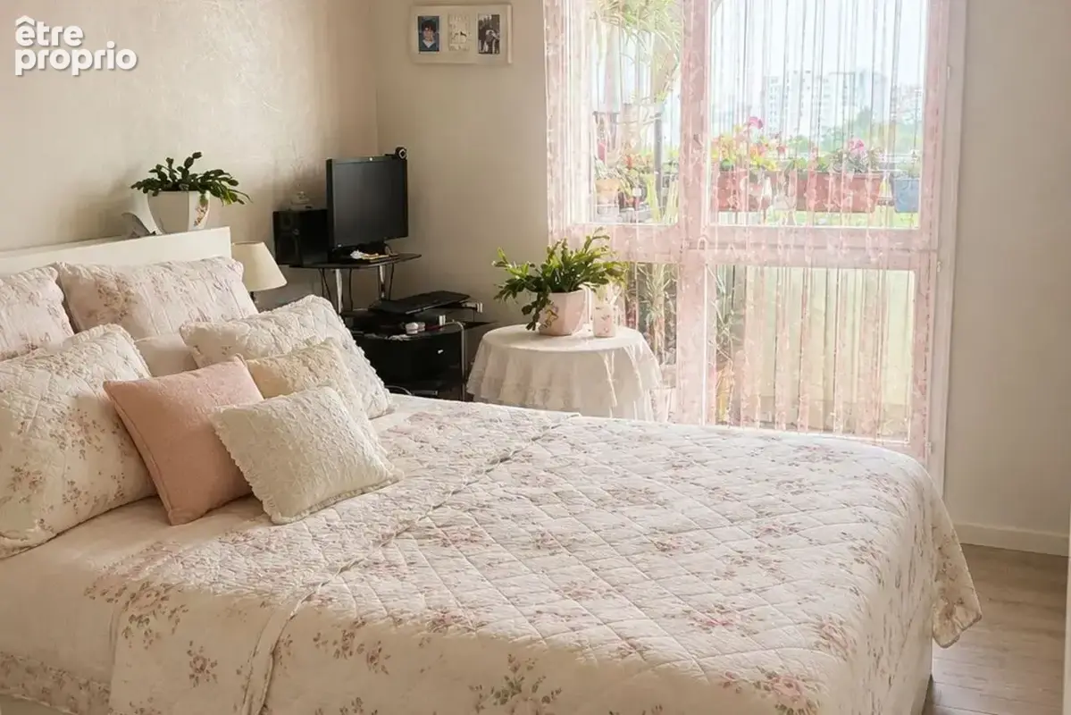 Appartement 55 m² à Creteil  - photo 3