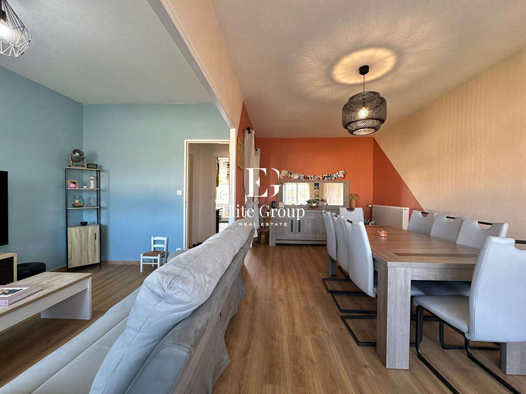 Maison à TONNAY-CHARENTE