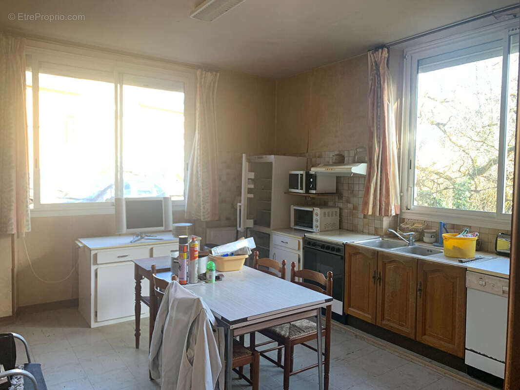 Maison à SAINT-SALVADOUR