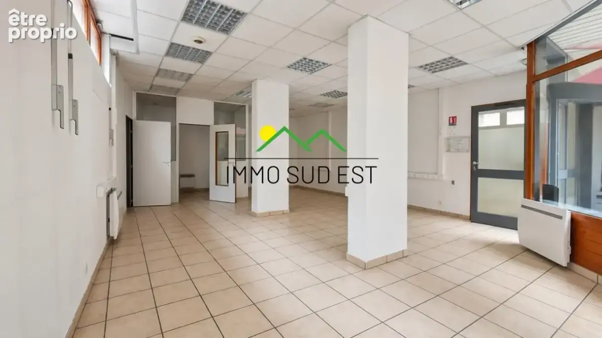 Bourg-saint-maurice – local commercial - photo 2