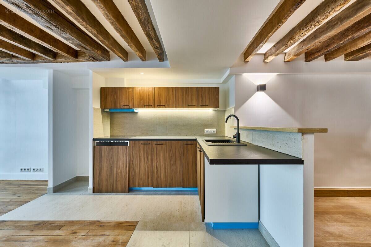 Appartement à PARIS-2E