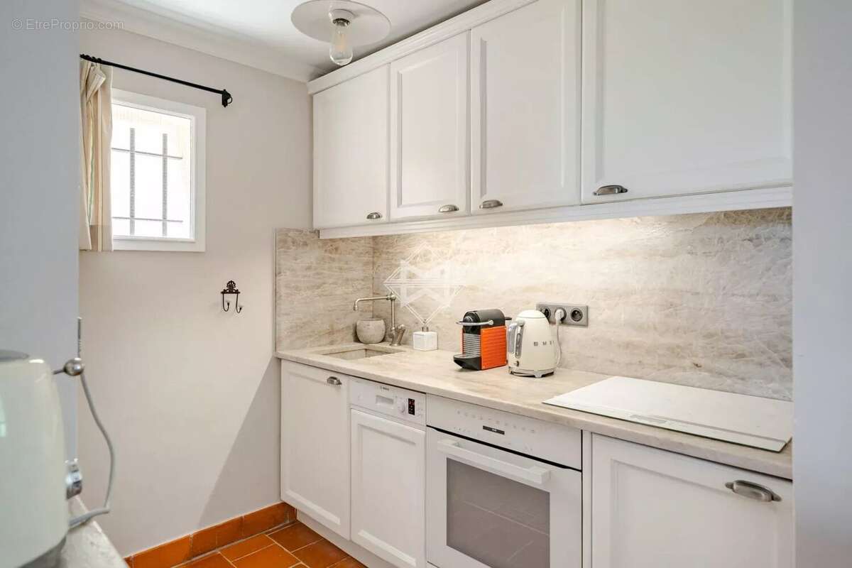 Appartement à LA MOTTE