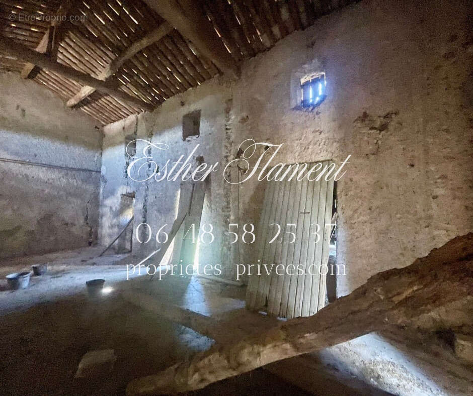 Maison à SAINT-JULIEN-DE-CASSAGNAS