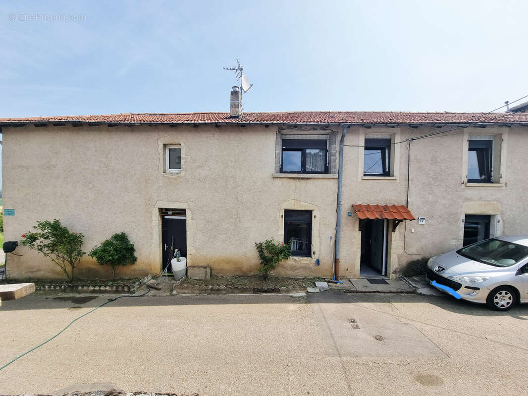 Maison à JUVILLE