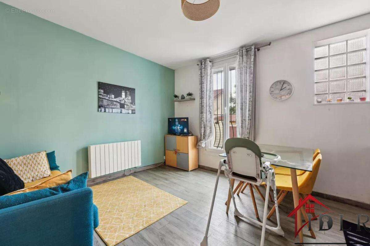 Appartement à NEUILLY-PLAISANCE