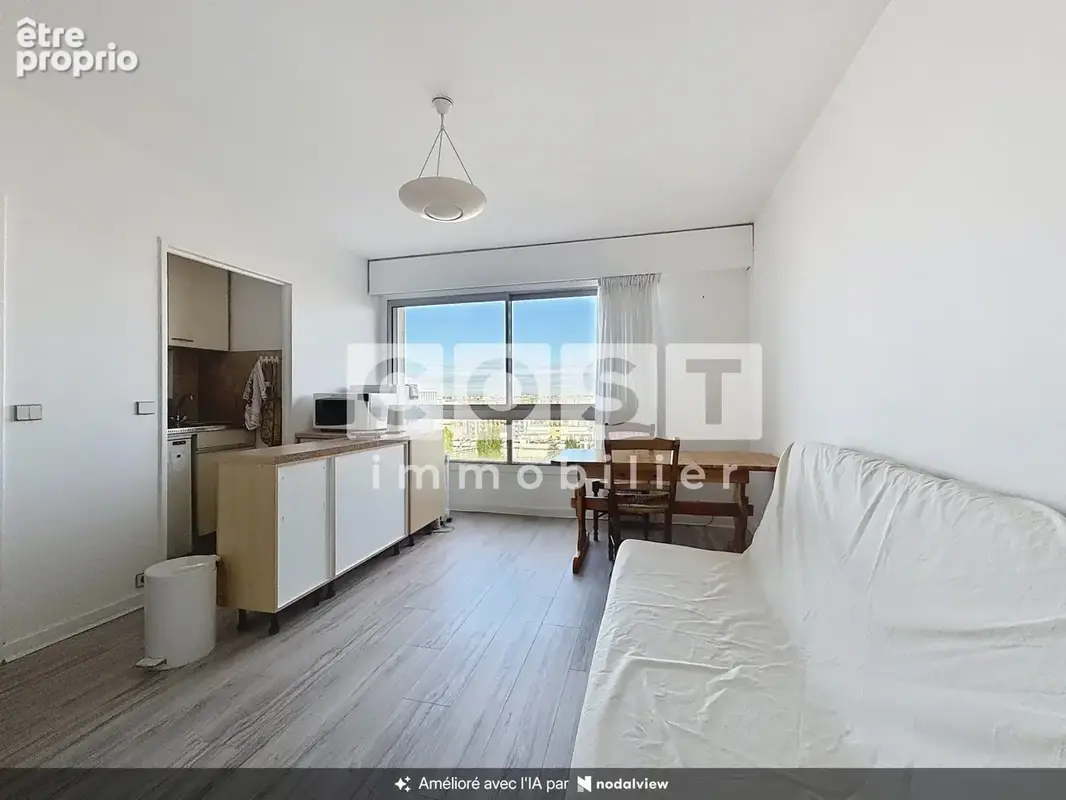 Appartement 1 pièce 23 m² à vendre à Courbevoie (92400) - photo 2