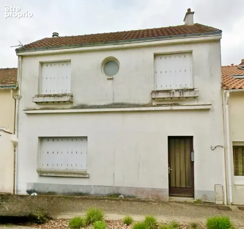 A vendre a saint aignan de grand lieu maison de 122 m2 - 5 pieces + garage - photo 4