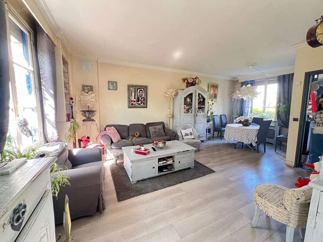 Maison à COLOMBES