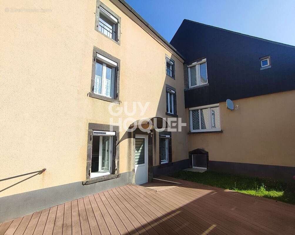 Appartement à AYDAT