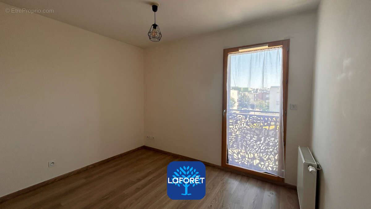Appartement à BRON