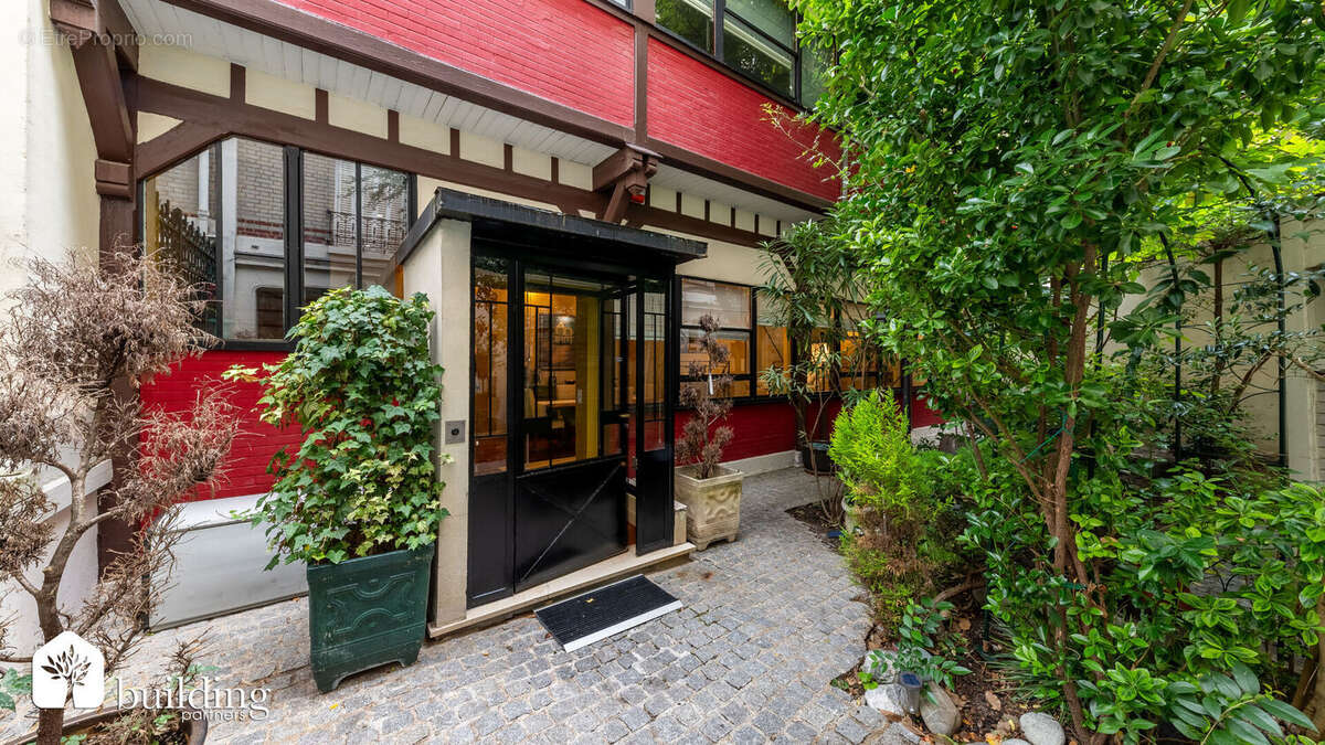 Maison à LEVALLOIS-PERRET