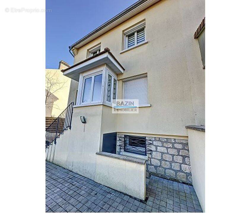 Maison à VIRY-CHATILLON