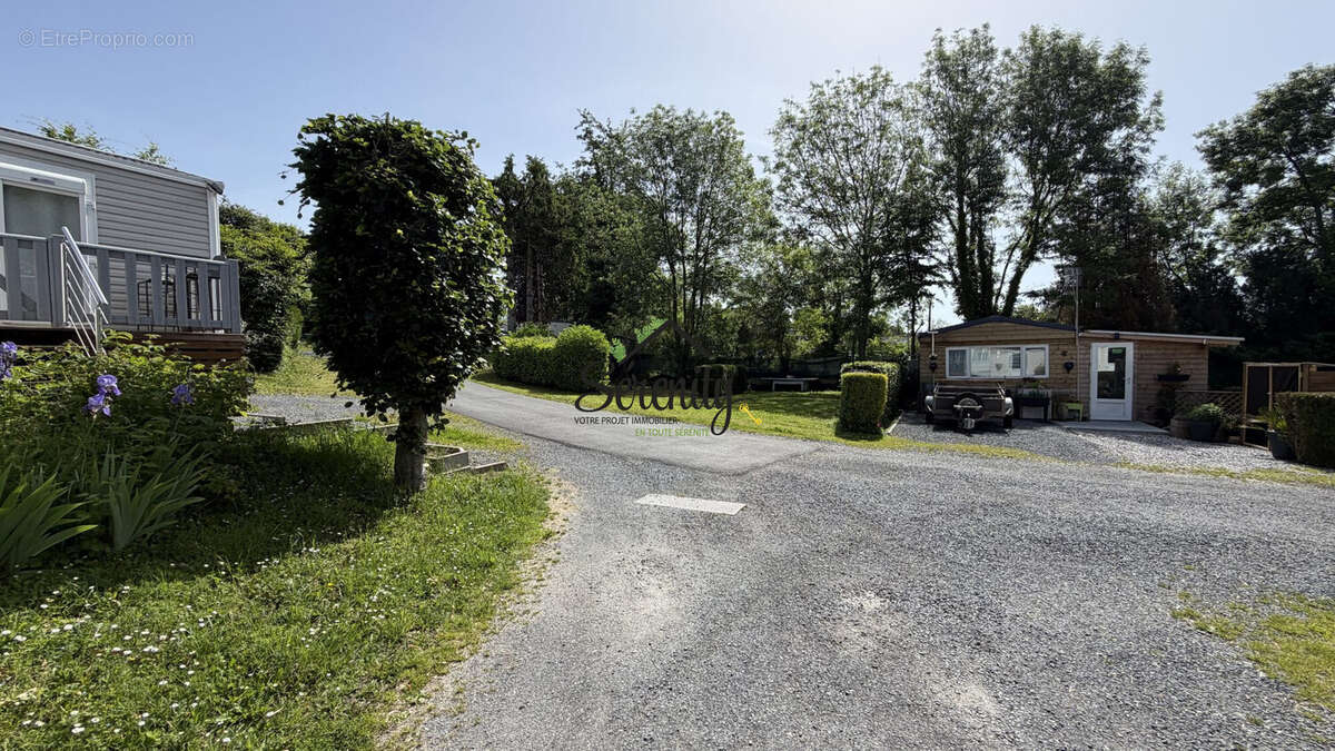 Terrain 7000 m² à Taisnieres-Sur-Hon  - photo 4
