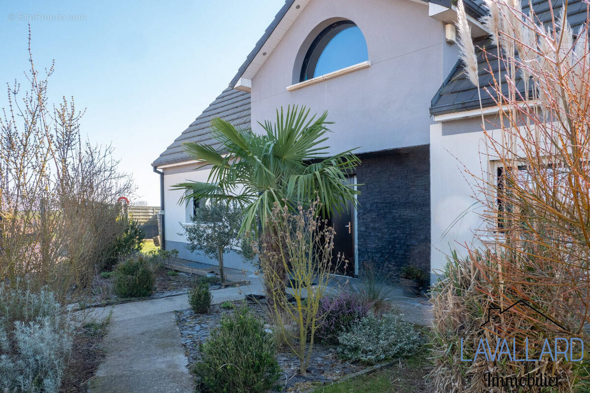 Maison à CACHY