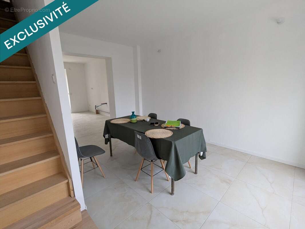 Maison 113 m² à Pern  - photo 4