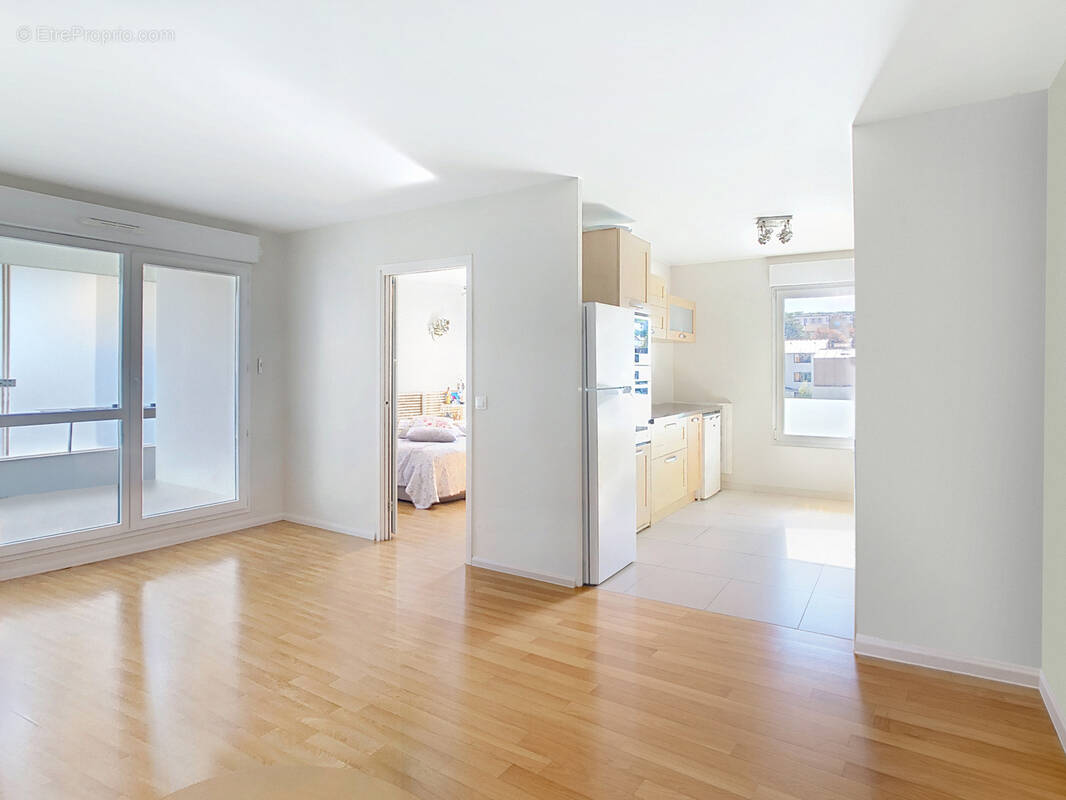 Appartement à NANTERRE