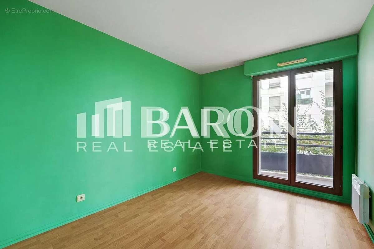 Appartement à LEVALLOIS-PERRET