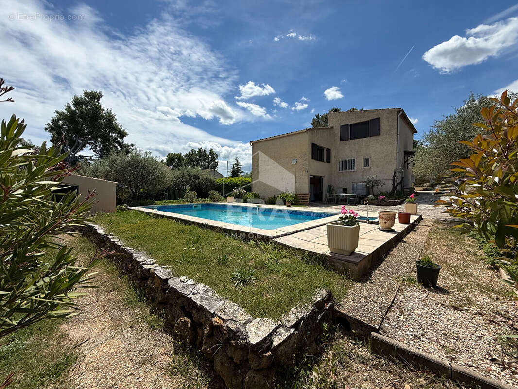 Maison à SAINT-MAXIMIN-LA-SAINTE-BAUME