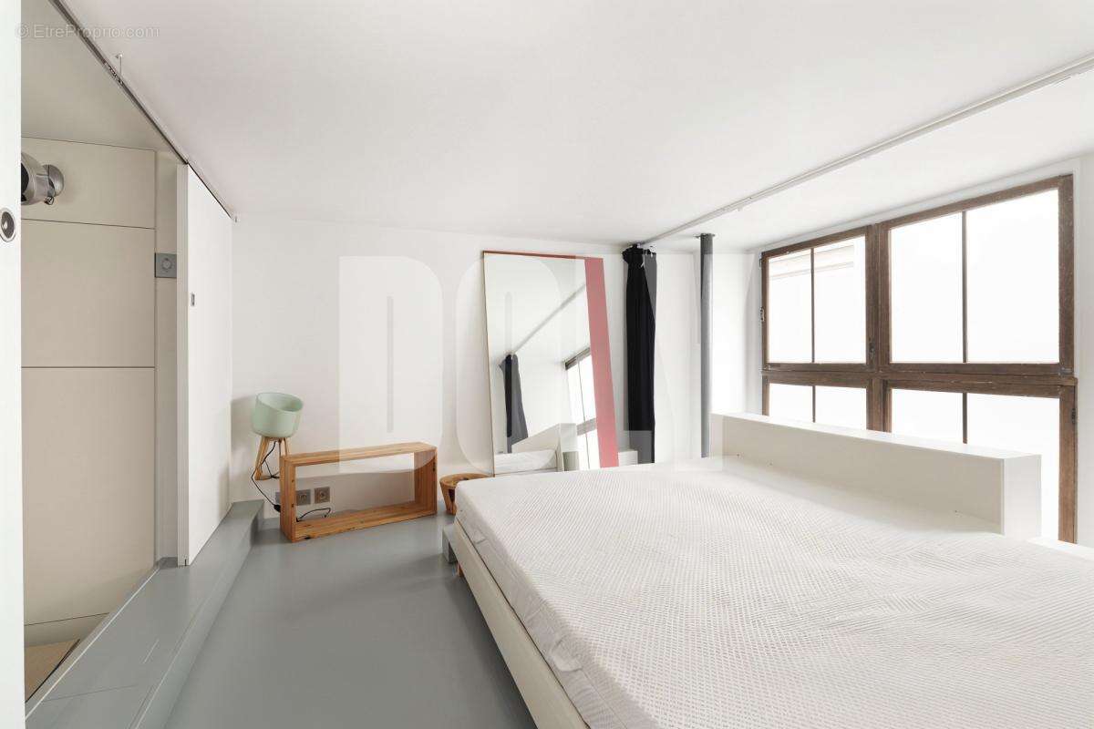 Appartement à PARIS-10E